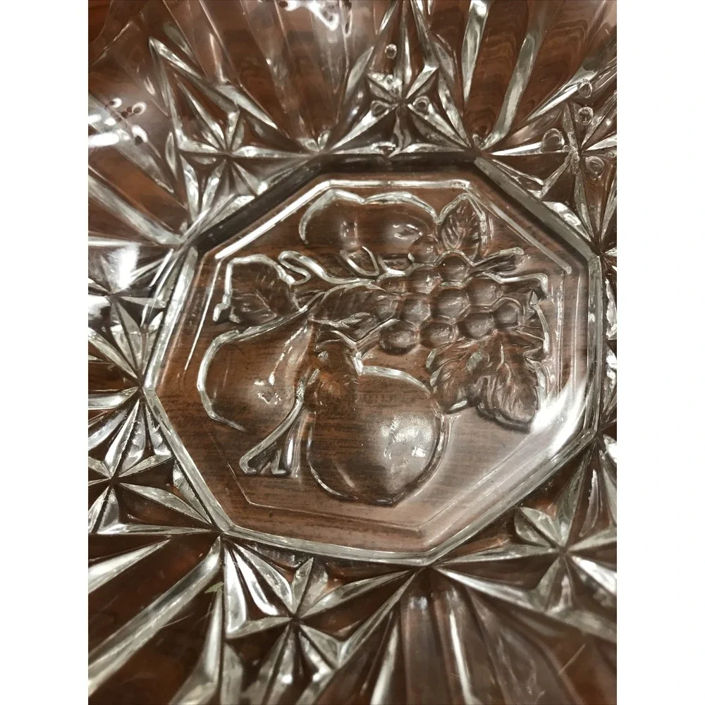 Pioneer Clear Federal Glass 7 In Crimped fruit Embossed‎ bowl clear